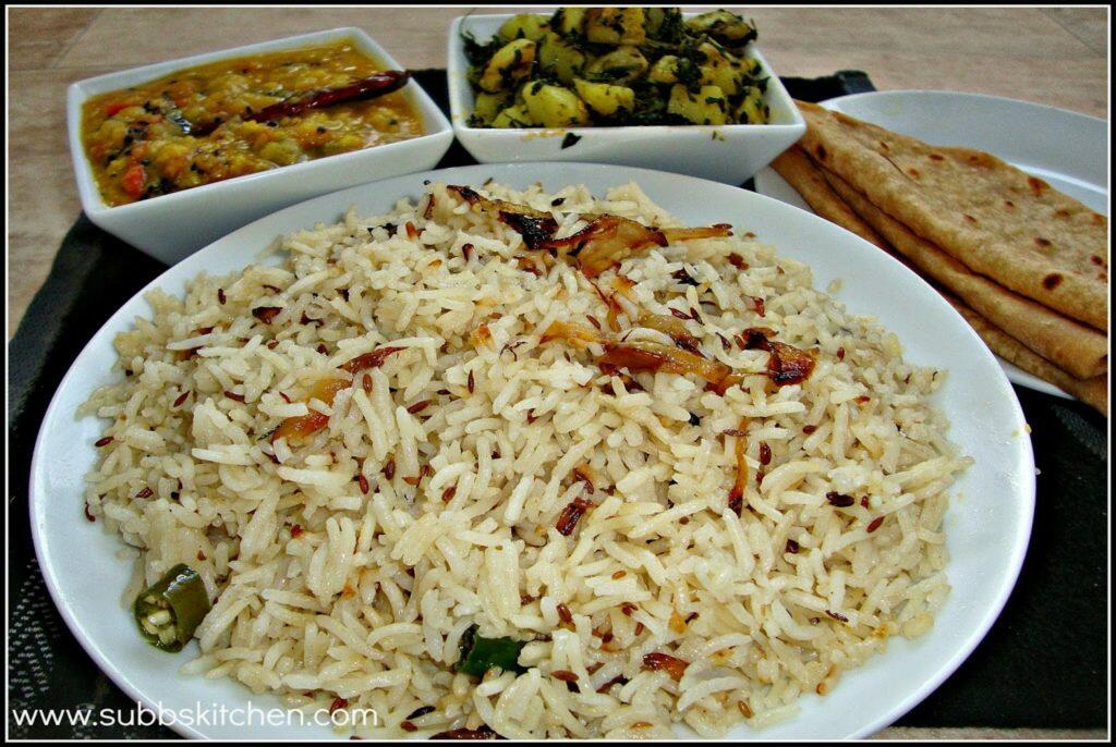 North Indian Lunch Menu 1 - Chapati, Dal Tadka, Mutter Paneer, Aloo ...