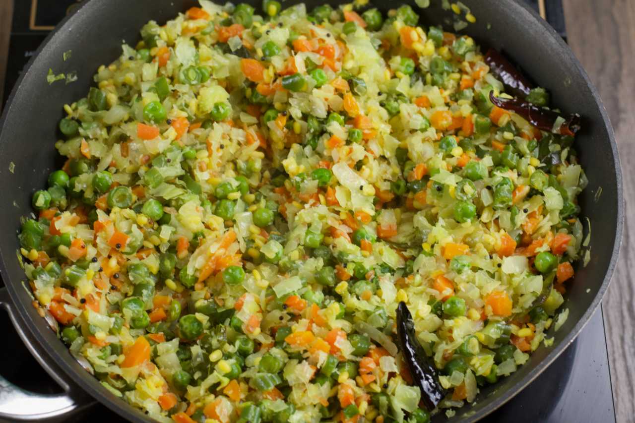 Cabbage Kadamba Curry Mixed Vegetable Poriyal Recipe Subbus Kitchen