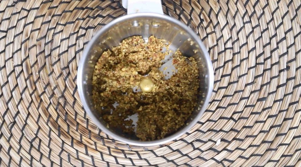 Garlic Tomato Rasam | Poondu Thakkali Rasam Recipe - Subbus Kitchen